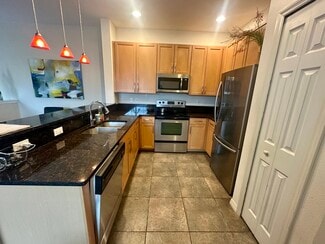 7939 Limestone Ln Unit 13-202, Sarasota, FL 34233