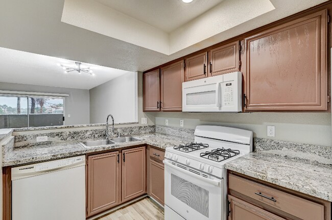 8070 W Russell Rd unit 1081, Las Vegas, NV 89113 - photo 7