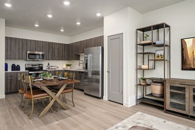 Fossil Cove, Pleasant Grove, UT 84062 - photo 7