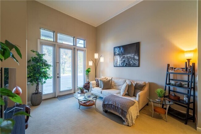 The 903 Residences At Providence Place, Providence, RI 02903 - photo 3