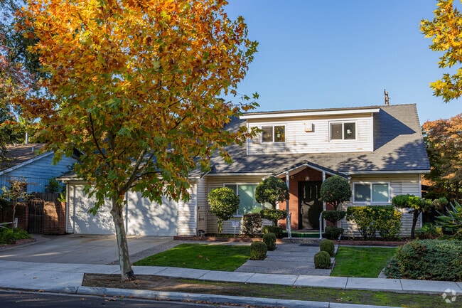 Central Modesto has both midcentury and modern homes.