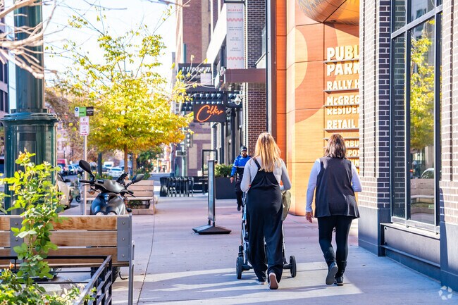 Downtown Denver is 40 minutes away from Doubleheader & provides shopping and dining options.