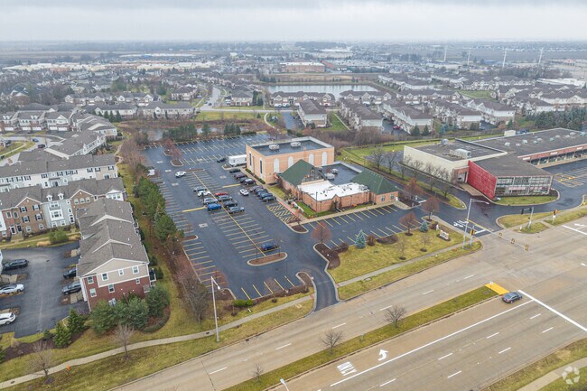 Icn Full-Time School Program is located near the Fox Valley Mall.