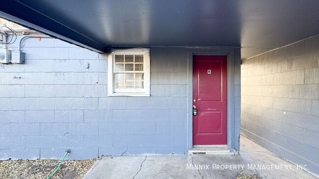 2520 41st St unit B, Lubbock, TX 79413 - photo 2
