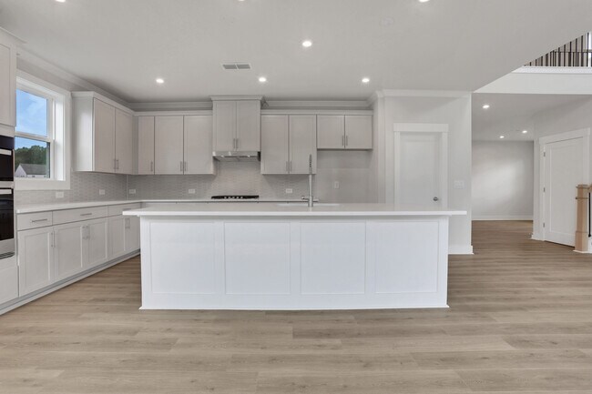 4152 Adler Cir, Buford, GA 30519 - photo 6