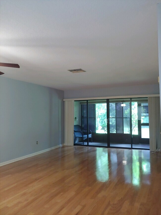 63 Douglas St unit 11, Homosassa, FL 34446 - photo 7