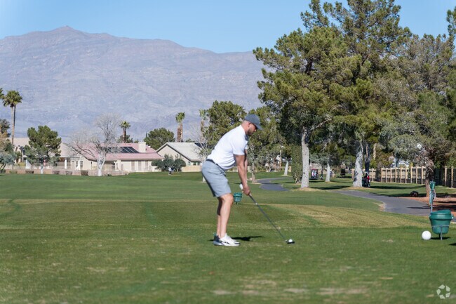Golfers love playing at Los Prados Golf Club.