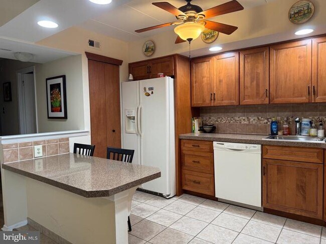 Executive Suites Condominiums unit A1, Philadelphia, PA 19116 - photo 6