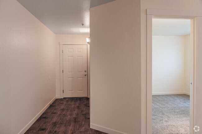 Vine Maple, Portland, OR 97233 - photo 4