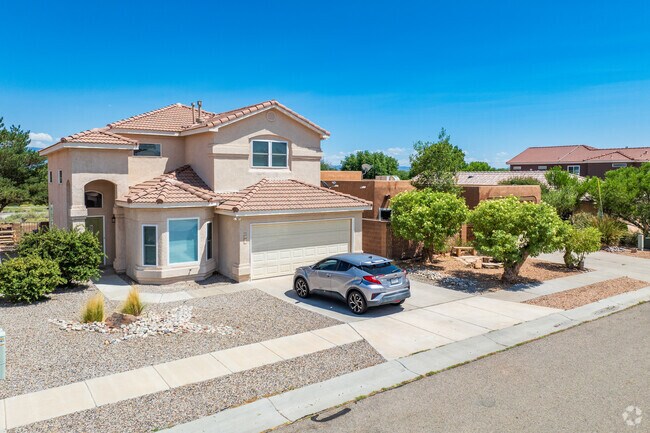 A mix of one and two story homes are common throughout the Westside neighborhood.