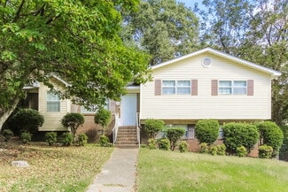 424 20th Ct NE, Center Point, AL 35215