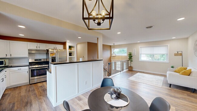 3905 Allgood Dr, Colorado Springs, CO 80911 - photo 2