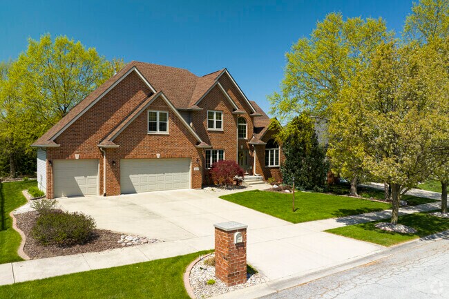 Dyer, IL boasts extensive new housing developments in various neighborhoods.