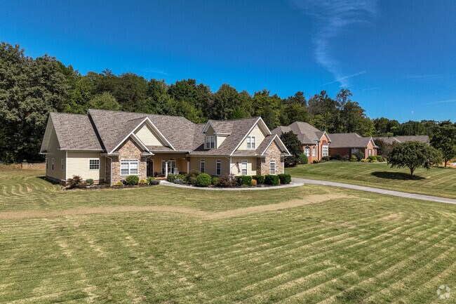 You can find New Traditional homes dotting the landscape in Seymour, TN.