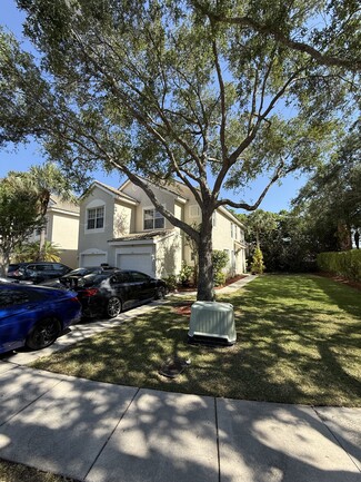 1011 Woodfield Rd, Greenacres, FL 33415