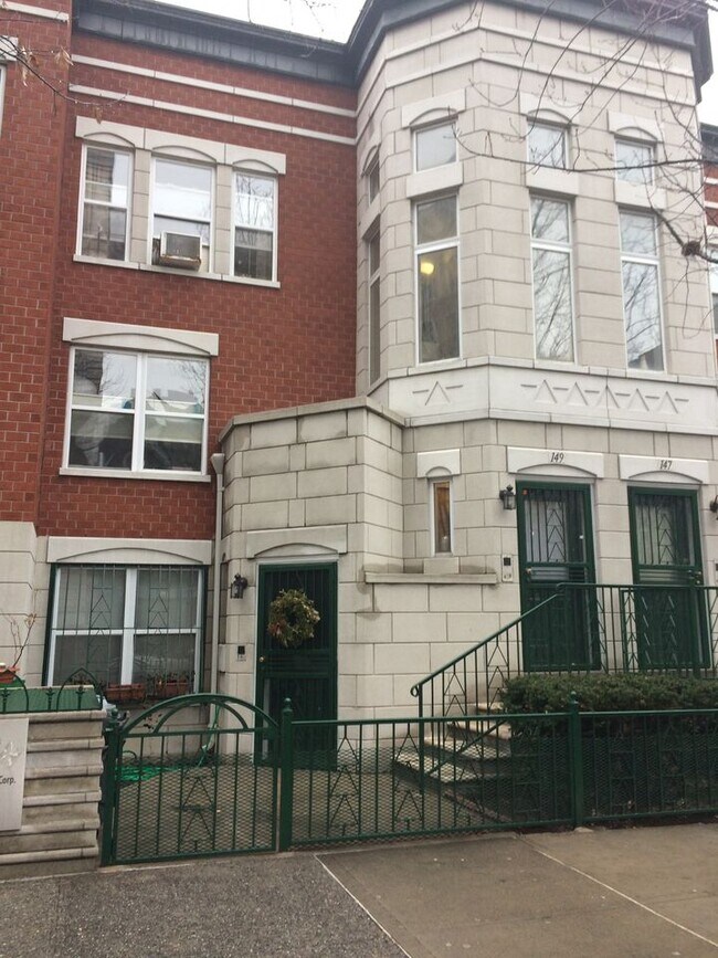 149 W 117th St Unit 2, New York, NY 10026