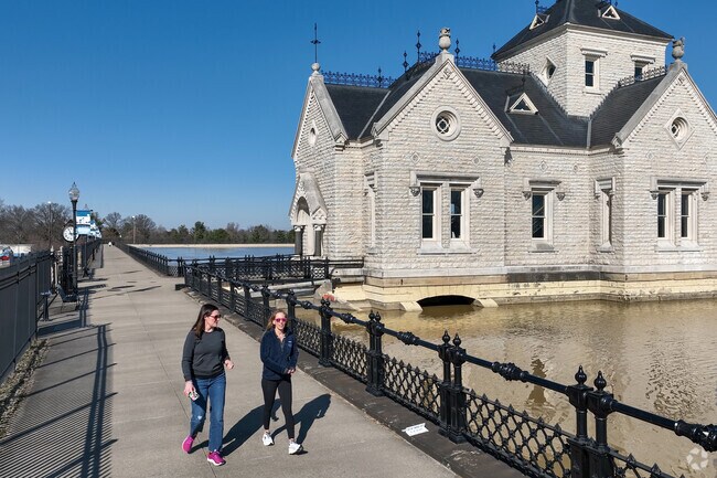The Crescent Hill Reservoir is popular among residents of Druid Hills.