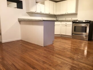 76 Egmont St Unit B, Brookline, MA 02446