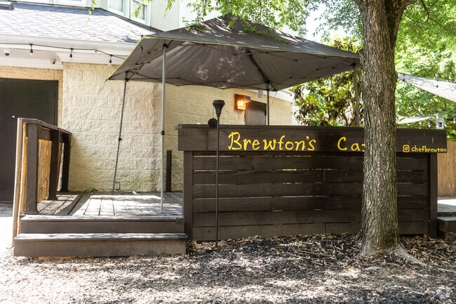 The outdoor patio is the only seating at Brewton's Cafe in Double Oaks, NC.