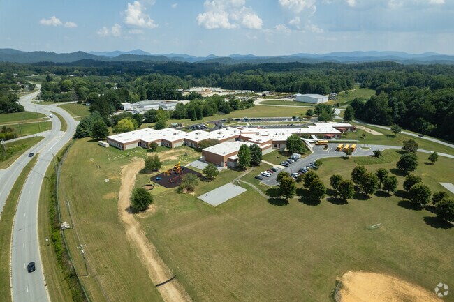 Students living in Asheville can chose to go to Upward Elementary.
