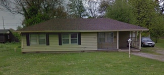 8653 Church Ln, East Saint Louis, IL 62203