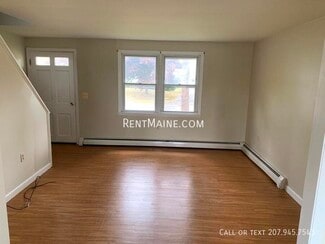 21 Yale St Unit 44, Bangor, ME 04401