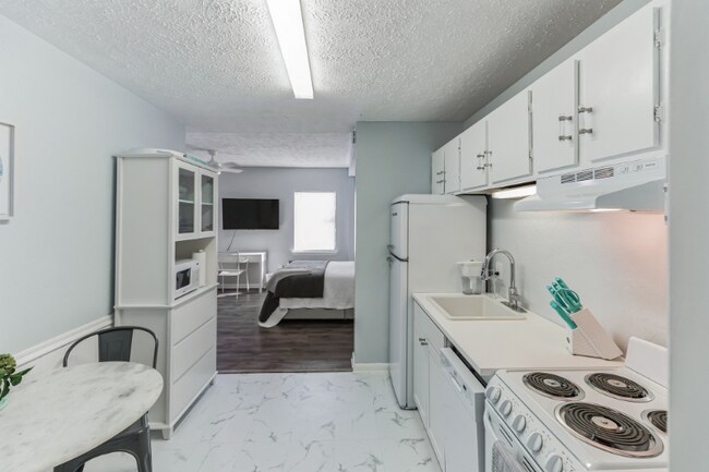 216 Rose Ln unit D, Panama City Beach, FL 32413 - photo 5