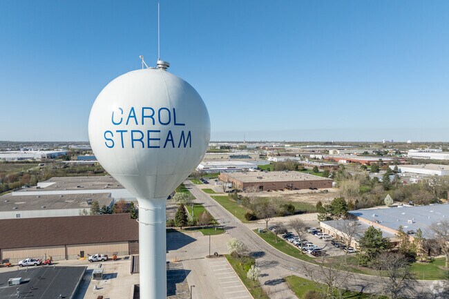 South Carol Stream has a small town feel.