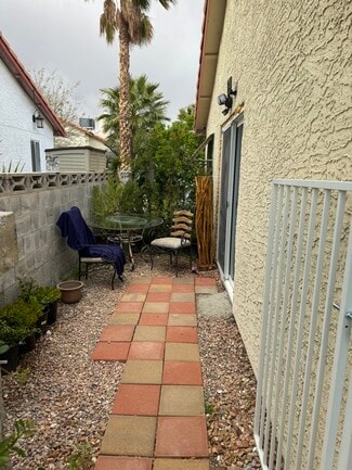 6604 Dry Breeze Ct Unit Guest home villa, Las Vegas, NV 89108