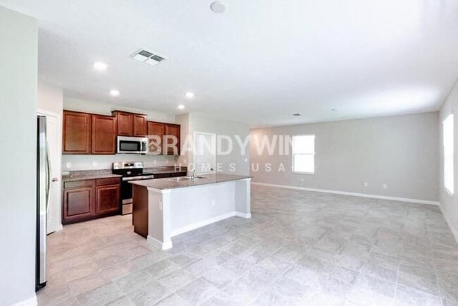 10613 Sweet Sapling St, Riverview, FL 33578 - photo 4