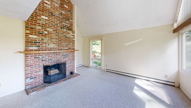 33 Valley Rd, Southborough, MA 01772 - photo 2