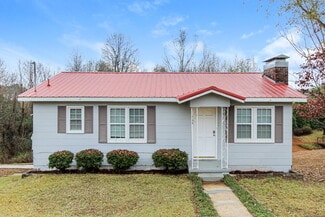 960 7th Place, Pleasant Grove, AL 35127