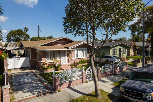 Many Hellman neighborhood homes include tasteful landscaping and fences or walls.