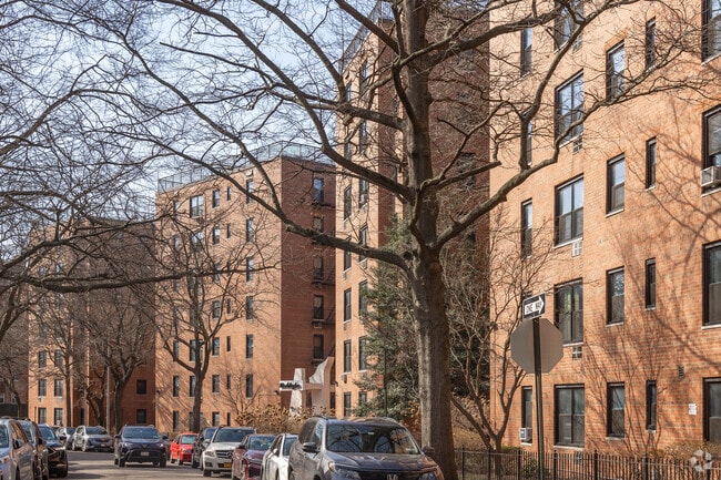 The Arlington offers an assortment of beautiful styles.