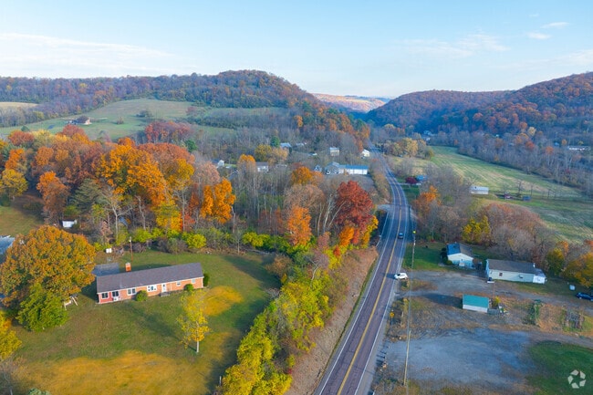 Valley’s rural roads are lined with classic ranch-style homes.