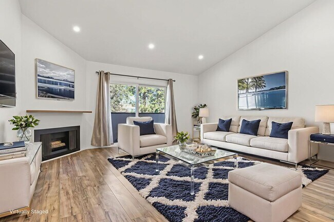 5500 Lindley Ave, Encino, CA 91316 - photo 2