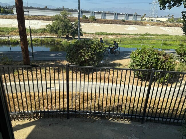 LA River View