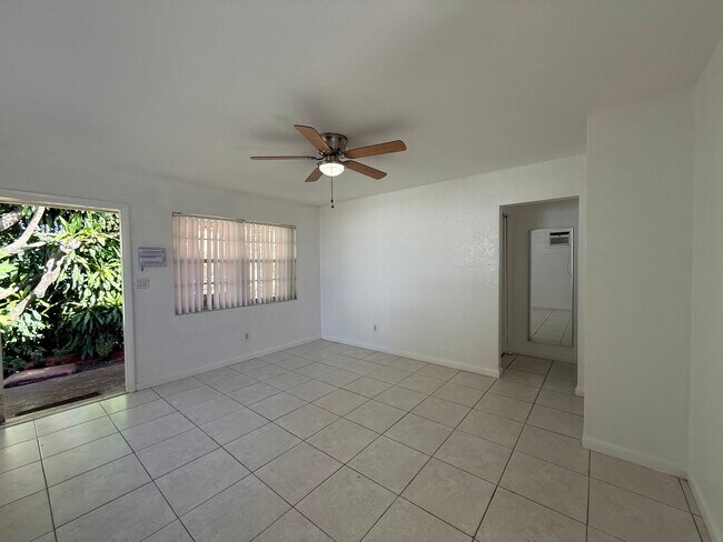 2515 Mckinley St unit Rear, Hollywood, FL 33020 - photo 3