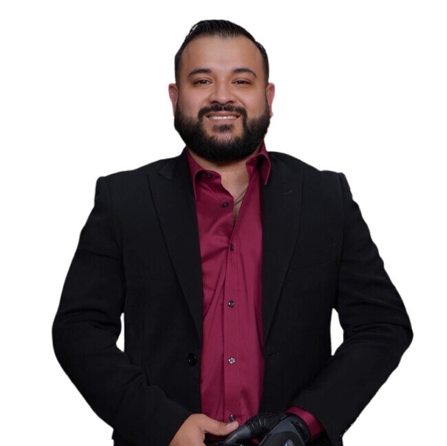 Agent Photo