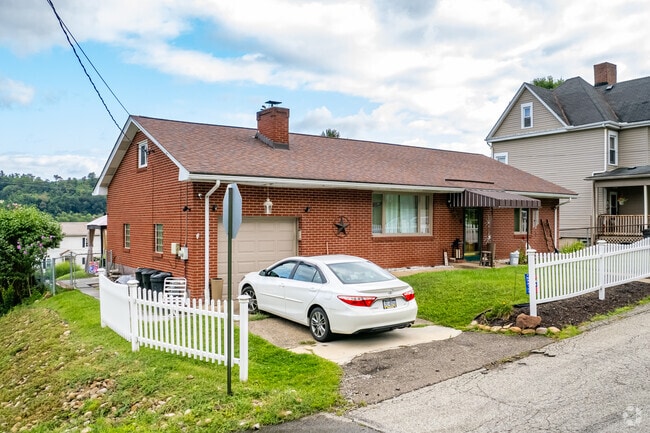 Ranch style homes are part of what makes up the Boston neighborhoods.