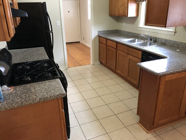 7010 Milne Blvd, New Orleans, LA 70124 - photo 5