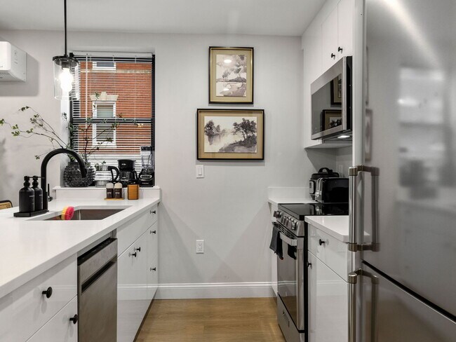 193 Salem St, Boston, MA 02113 - photo 6