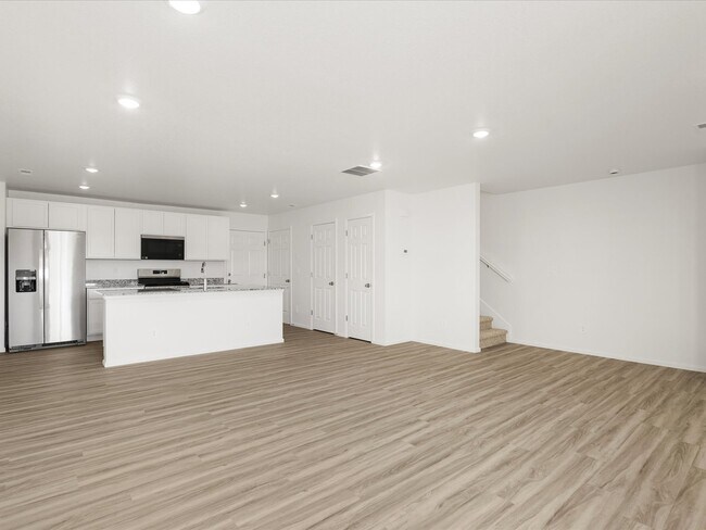 21107 E 65th Ave unit 37074792, Aurora, CO 80019 - photo 7