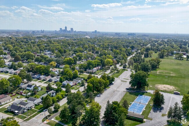 Near Northwest Riverside is wonderful community just outside Indianapolis.