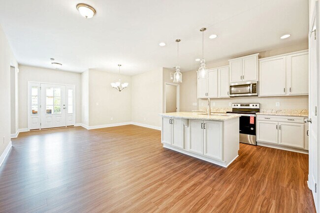 1036 Fairhaven Dr unit 36471114, Mebane, NC 27302 - photo 4