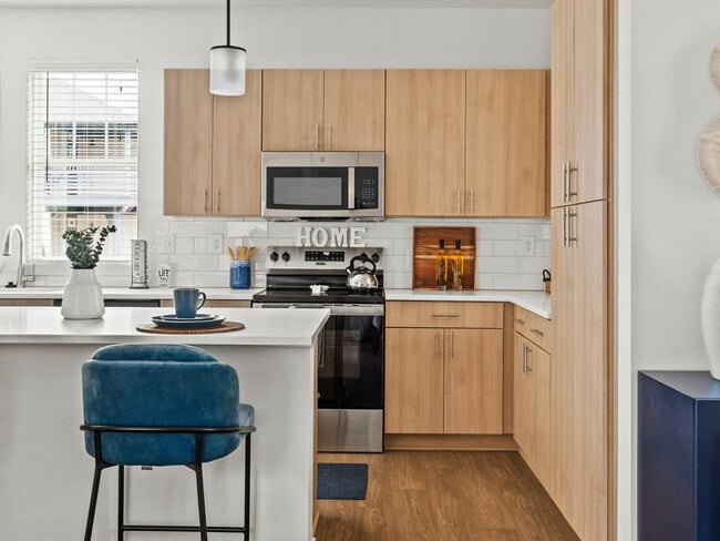 LEO at Cypress Creek- Single Family Rental Homes, San Antonio, FL 33576 - photo 4