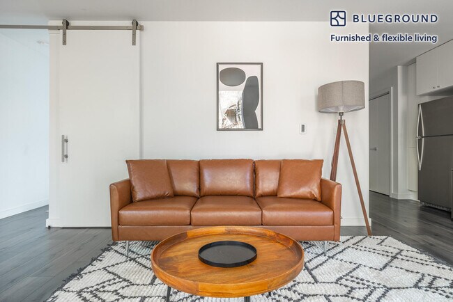 1480 N Jarrett St unit FL2-ID10, Portland, OR 97217 - photo 2