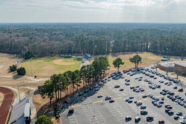 Wilson, NC's Fike High School serves children in grades 9-12.