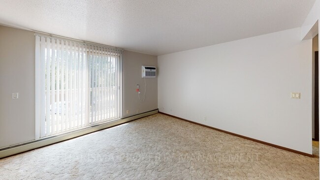 Cedar House Apartments, Sioux Falls, SD 57103 - photo 5