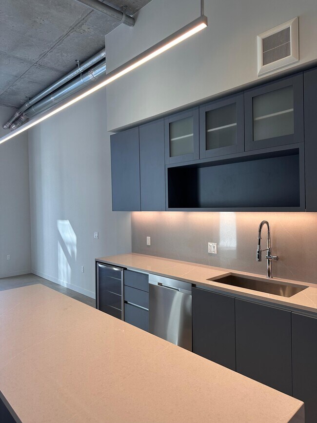 226 NW 33rd St unit A7, Miami, FL 33127 - photo 3